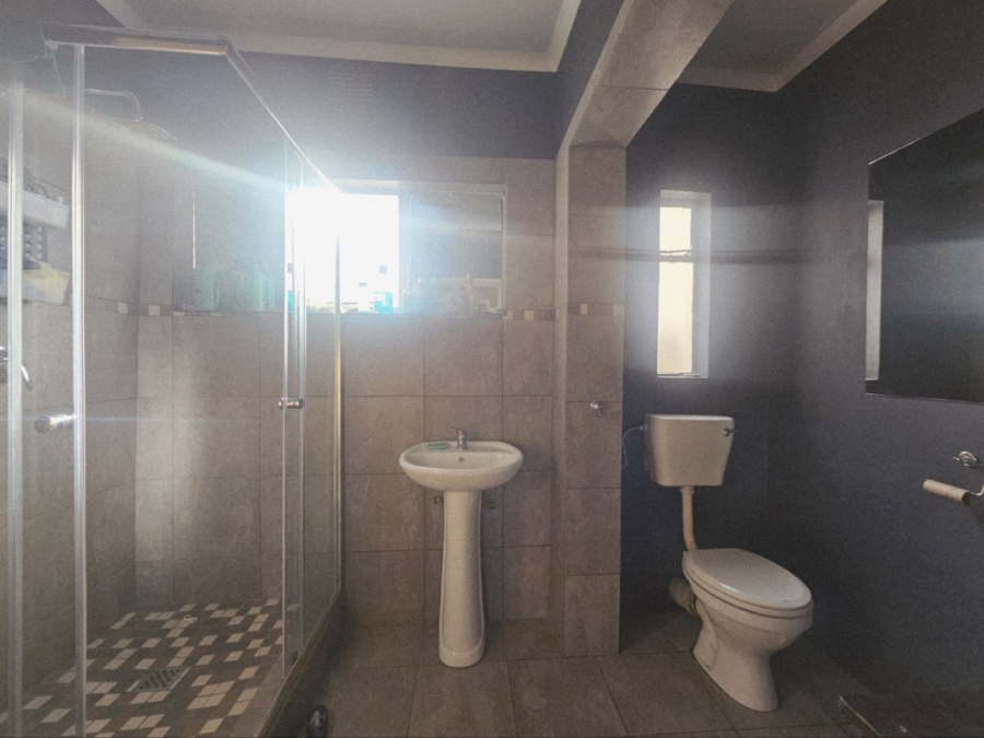 4 Bedroom Property for Sale in Ladybrand Free State